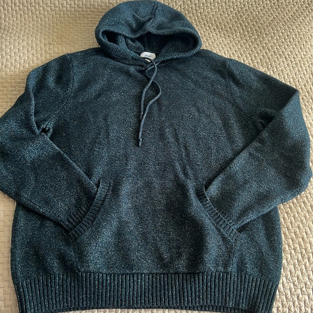 Men’s Old Navy sweater. Size XL